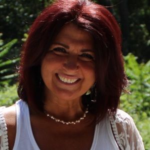 Meet your Posher, Shelly